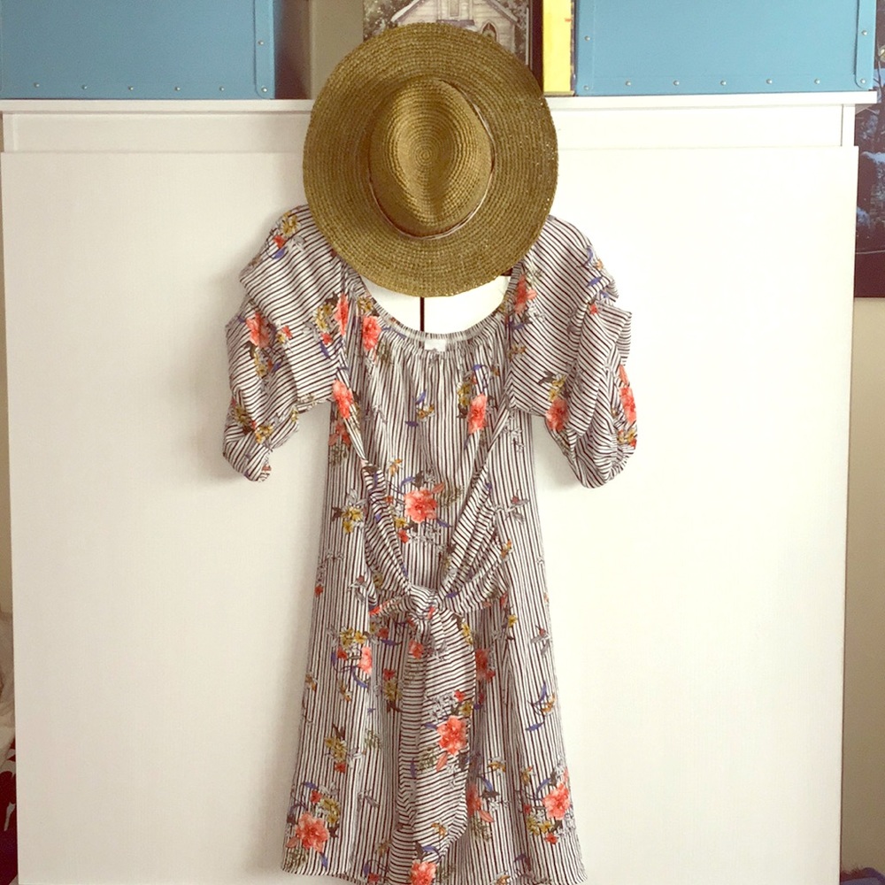Adorable off the shoulder dress🌺🌼 Sz1X